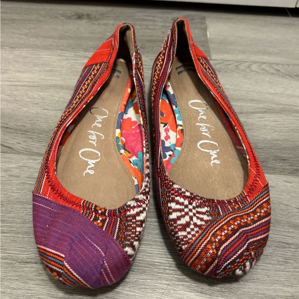 Toms Red and Purple Women's Flats